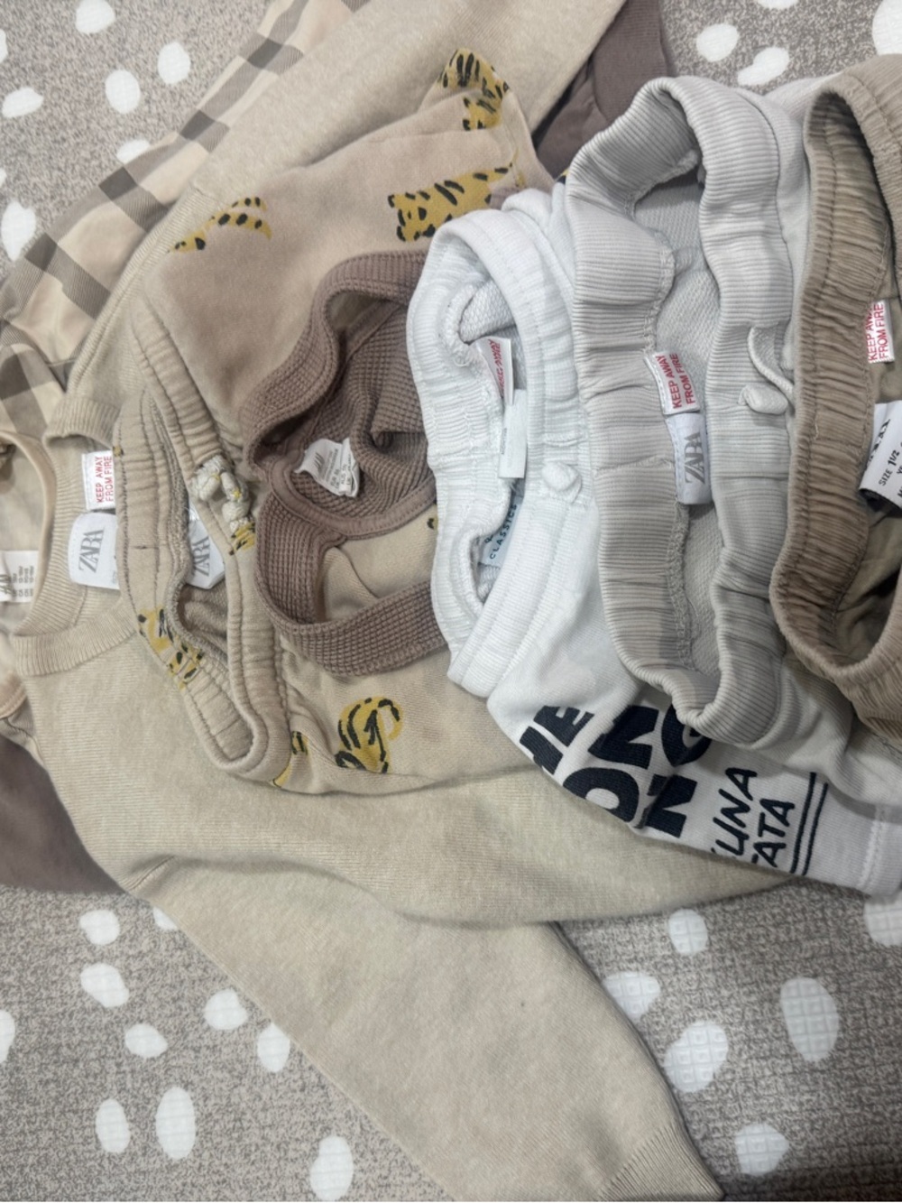 Lot of 10 Zara Kids H&M neutral jumpsuit sweater beige toddler boy shorts pants - Picture 16 of 16